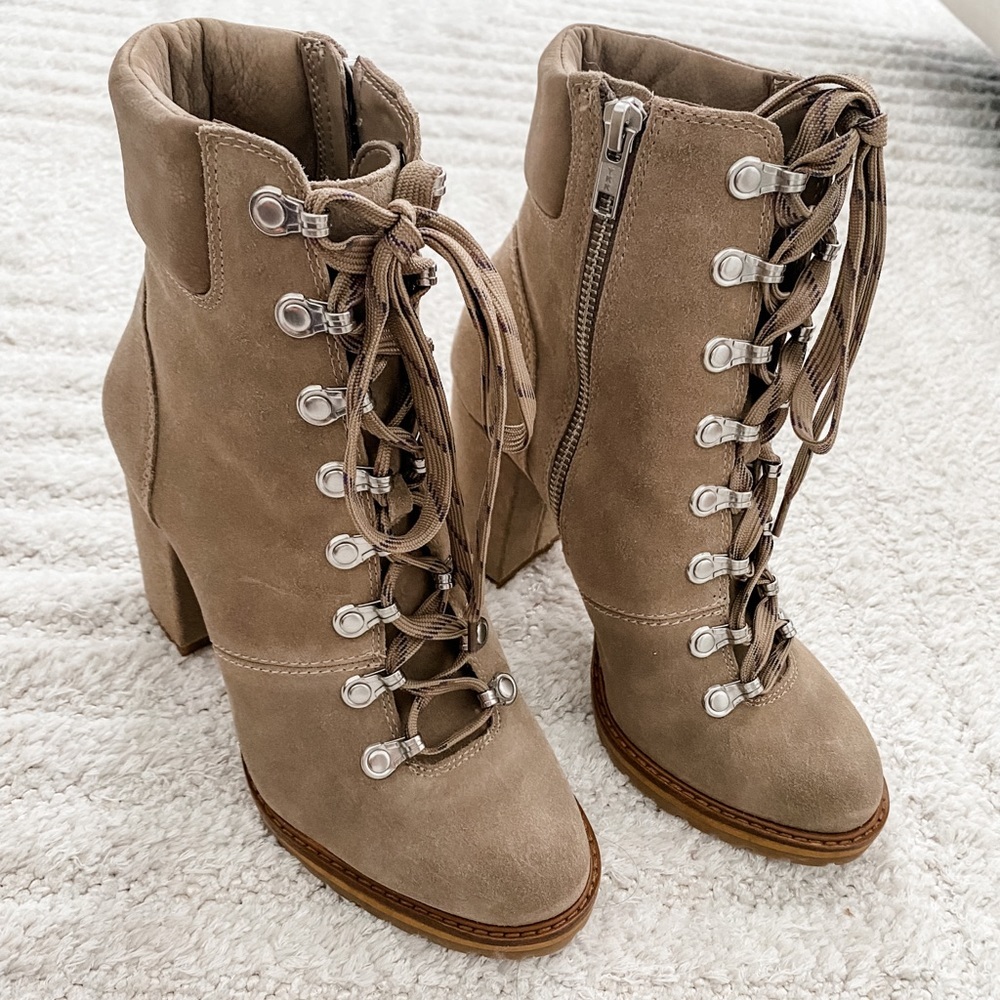 New! - Giani Bini Woman’s Lace Up Tan Boot - Size 7.5 - Picture 2 of 8